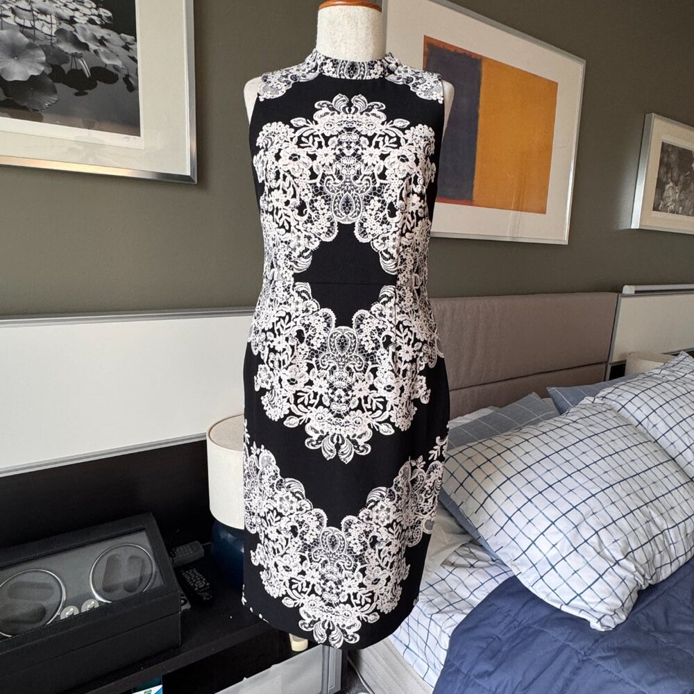 - Adrianna Papell High Neck Lace Print Sheath Dress Body Fit Party Office Size 2